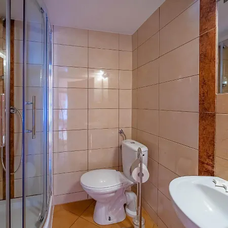 Pod Groniem Bed & Breakfast