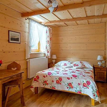 Pod Groniem Bed & Breakfast *